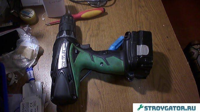 аккумуляторный шуруповерт Hitachi